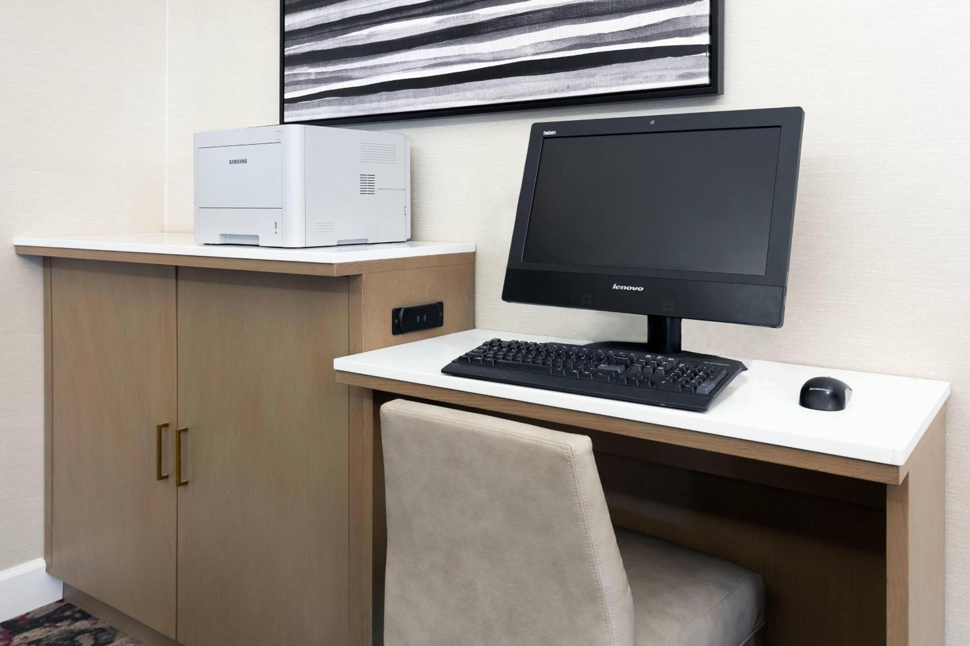 Residence Inn Мобил Экстерьер фото