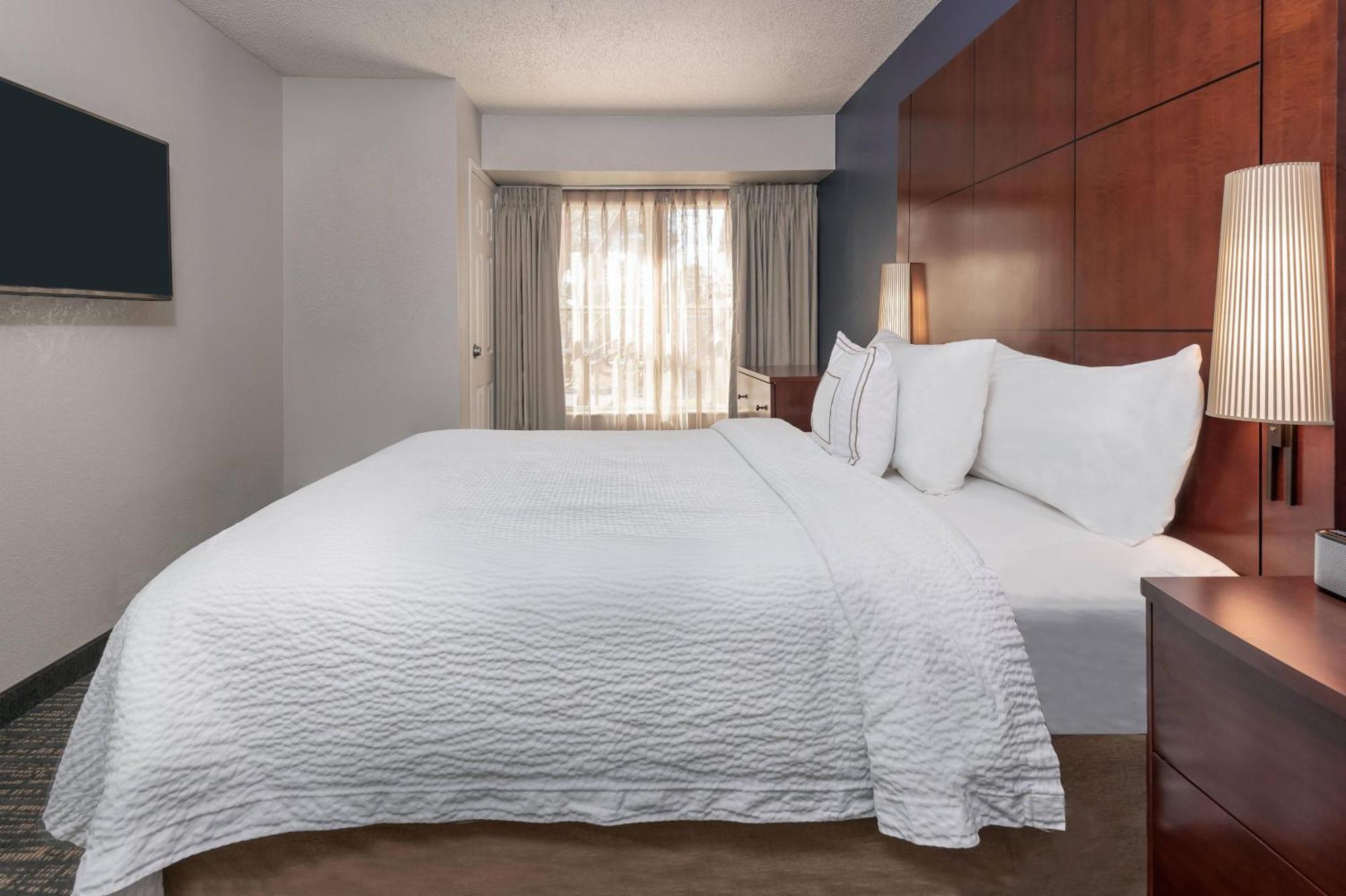 Residence Inn Мобил Экстерьер фото