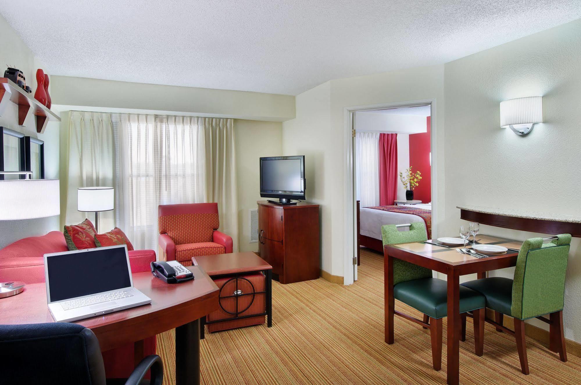 Residence Inn Мобил Экстерьер фото