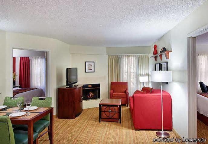 Residence Inn Мобил Экстерьер фото